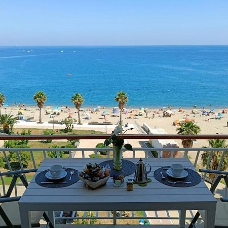Maremare, Really On The Beach, With Private Parking 萨沃纳 外观 照片