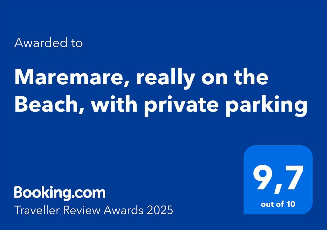 Maremare, Really On The Beach, With Private Parking 萨沃纳 外观 照片